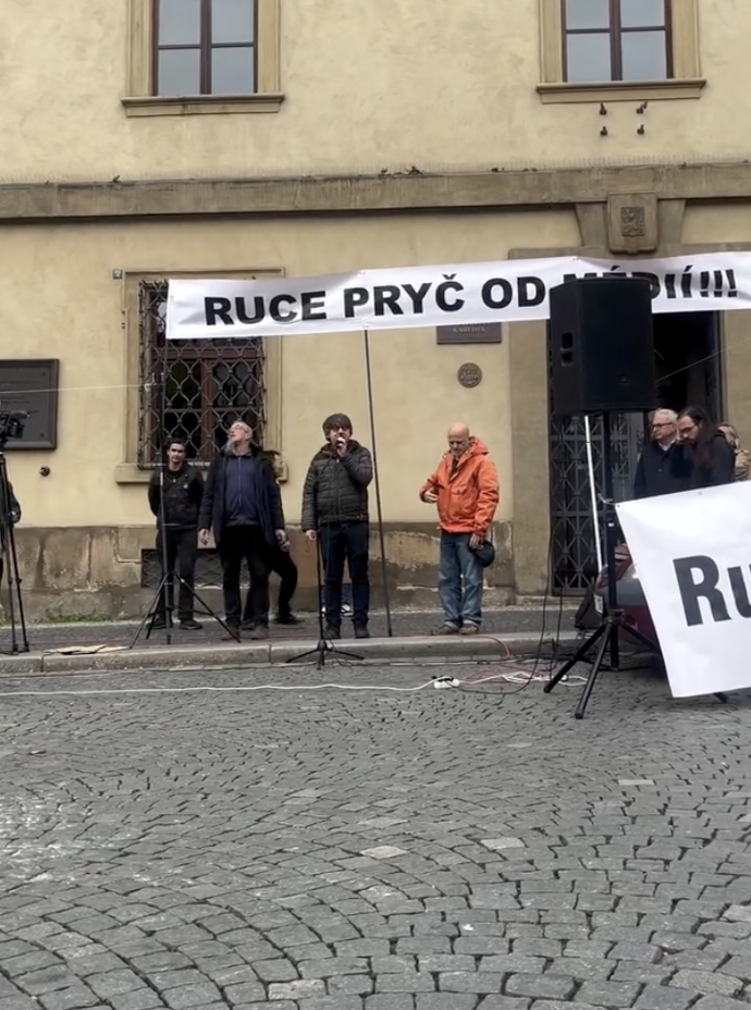 Hynek Čermák promluvil. 