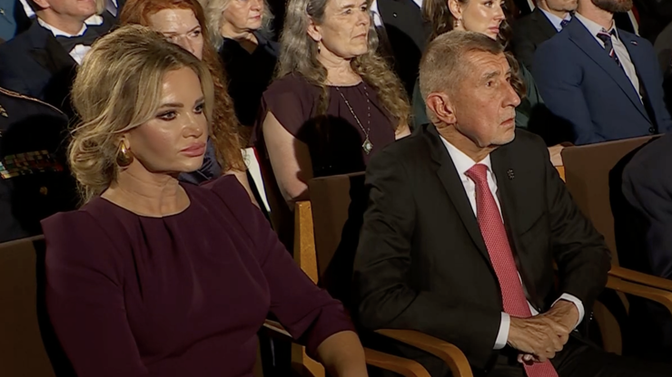Nevychovaný Andrej Babiš na předávání vyznamenání: Po Pavlově projevu netleskal