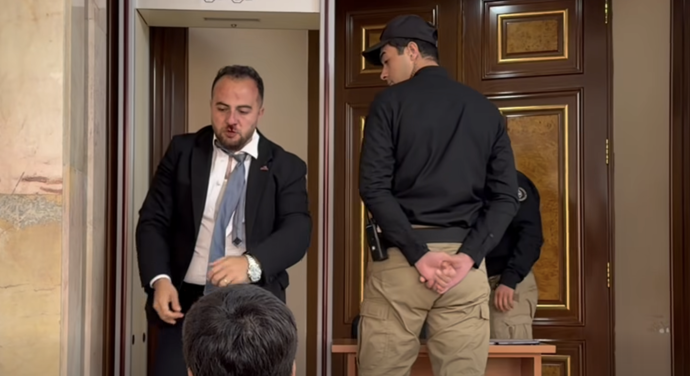 Arménští politici vycházeli zkrvavení.