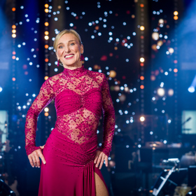 V červených šatech předvedla žhavé tango
