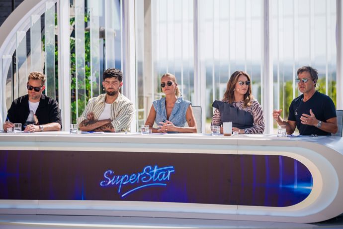 Ewu Farnou, Paľa Haberu, Calina a Jakuba Prachaře tentokrát doplní jako hvězdný host Dara Rolins, která má s porotcováním v talentových show bohaté zkušenosti. 