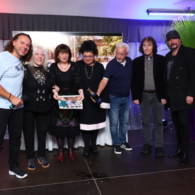 Dvojitá oslava v plném proudu — Marie Pojkarová spojila narozeninový večírek s premiérou nového videoklipu.