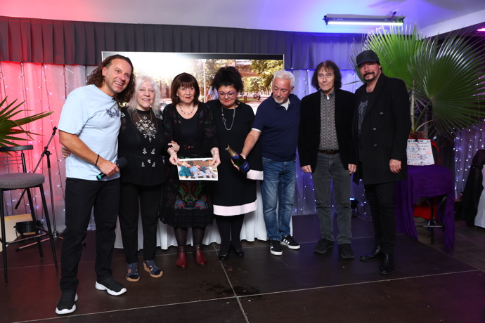 Dvojitá oslava v plném proudu — Marie Pojkarová spojila narozeninový večírek s premiérou nového videoklipu.