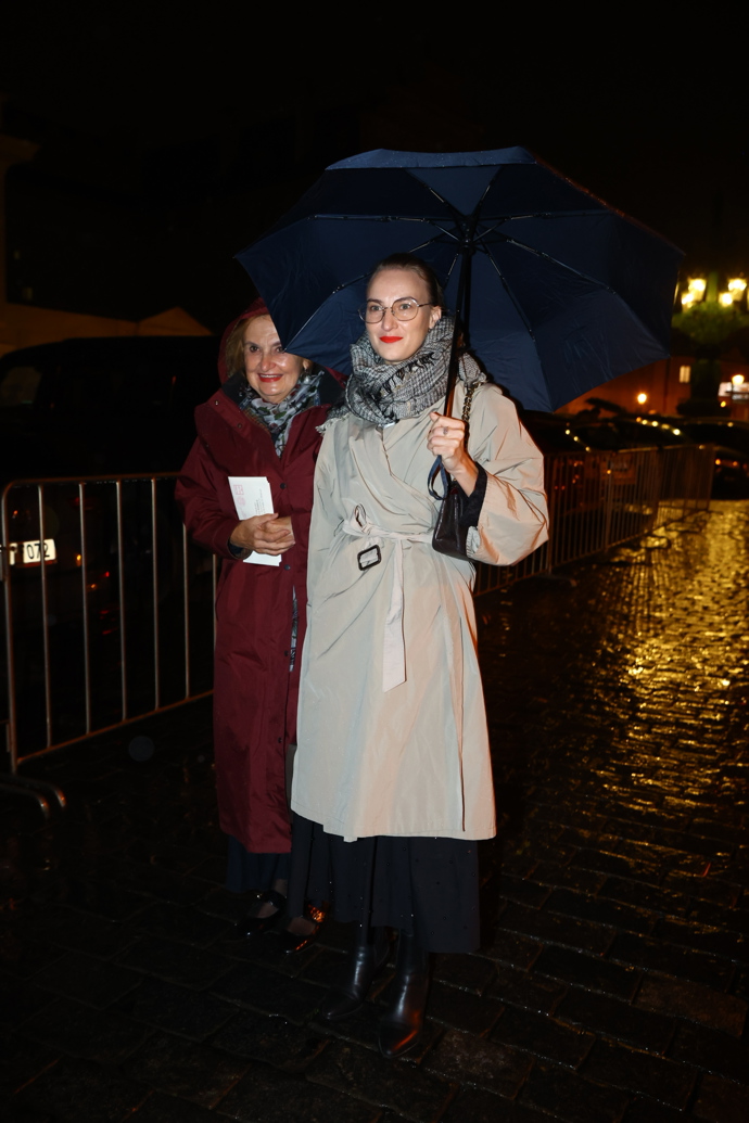 Eva Holubová dorazila na předávání státních vyznamenání spolu se svou dcerou.