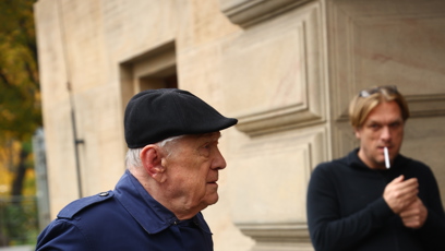 FOTO: Petr Kostka se přišel rozloučit s hercem Jiřím Štěpničkou.