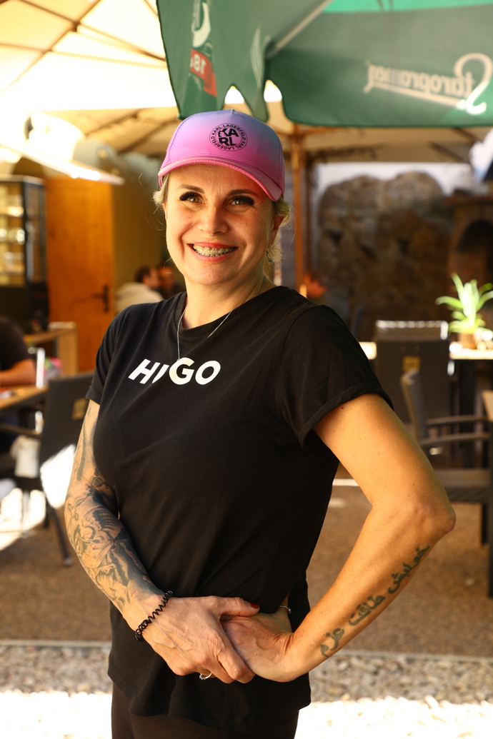 Paní majitelka vede rovnou dvě restaurace.