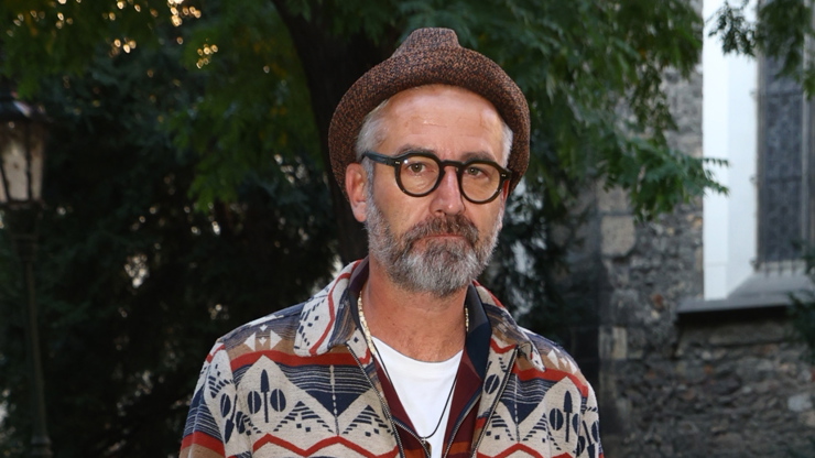 Roman Zach dorazil na slavnostní premiéru třetí řady seriálu Případy mimořádné Marty.