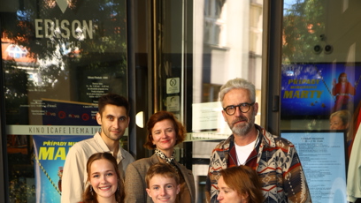 FOTO: Herci ze seriálu Případy mimořádné Marty společně zapózovali před premiérou.