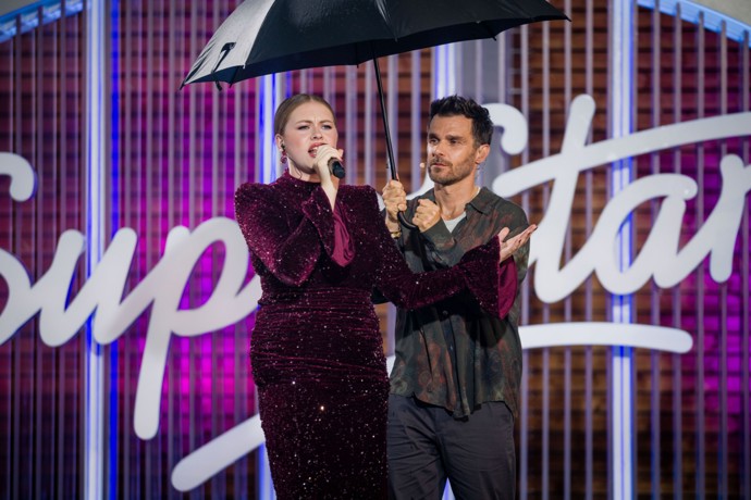 Natáčení nejnovějšího dílu Superstar se neobešlo bez dramatických komplikací. Během vystoupení Natálie Schielové se nad Znojmem rozzuřila silná bouřka, která narušila průběh natáčení. 