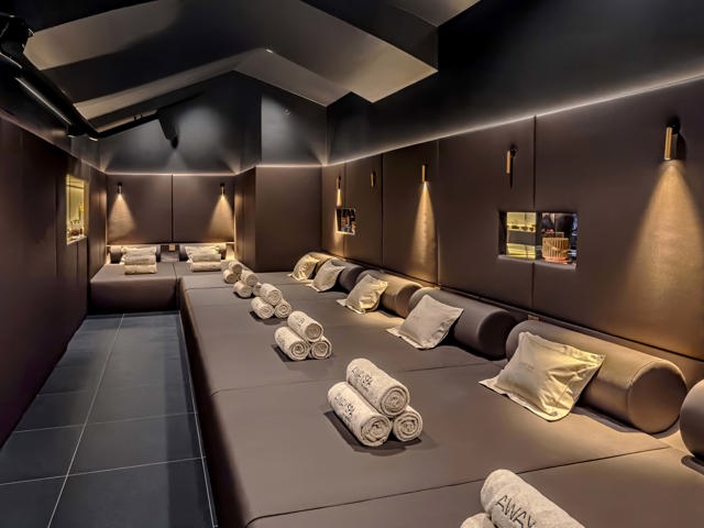 Tři hodiny klidu v centru Prahy: AWAY Spa ve W Prague jako zimní útěk před svátky Tři hodiny klidu v centru Prahy: AWAY Spa ve W Prague jako zimní útěk před svátky