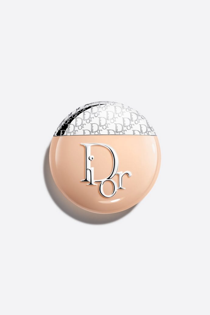 Dior Backstage Glow-Up Skin Tint, 55 €, prodává Dior.