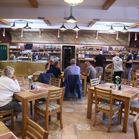 Interiér restaurace Daliborka.