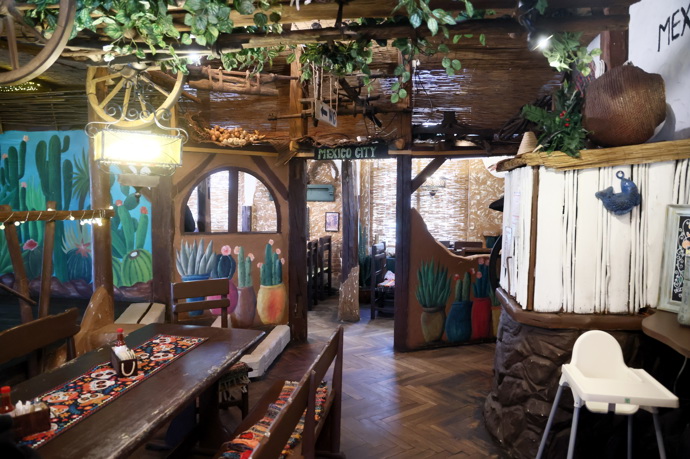 Interiér restaurace Pancho´s v Plzni.
