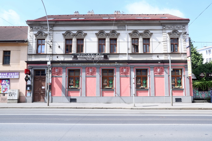 Takhle vypadala restaurace po měsíční kontrole šéfa.