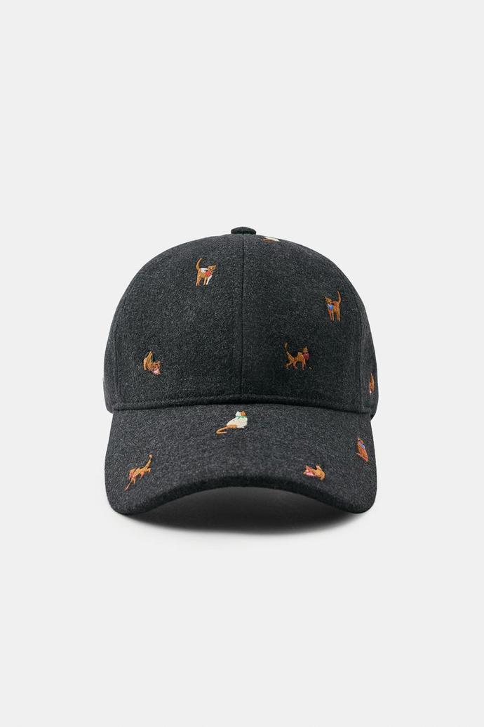 Čepice s výšivkou, Zara, 449 Kč